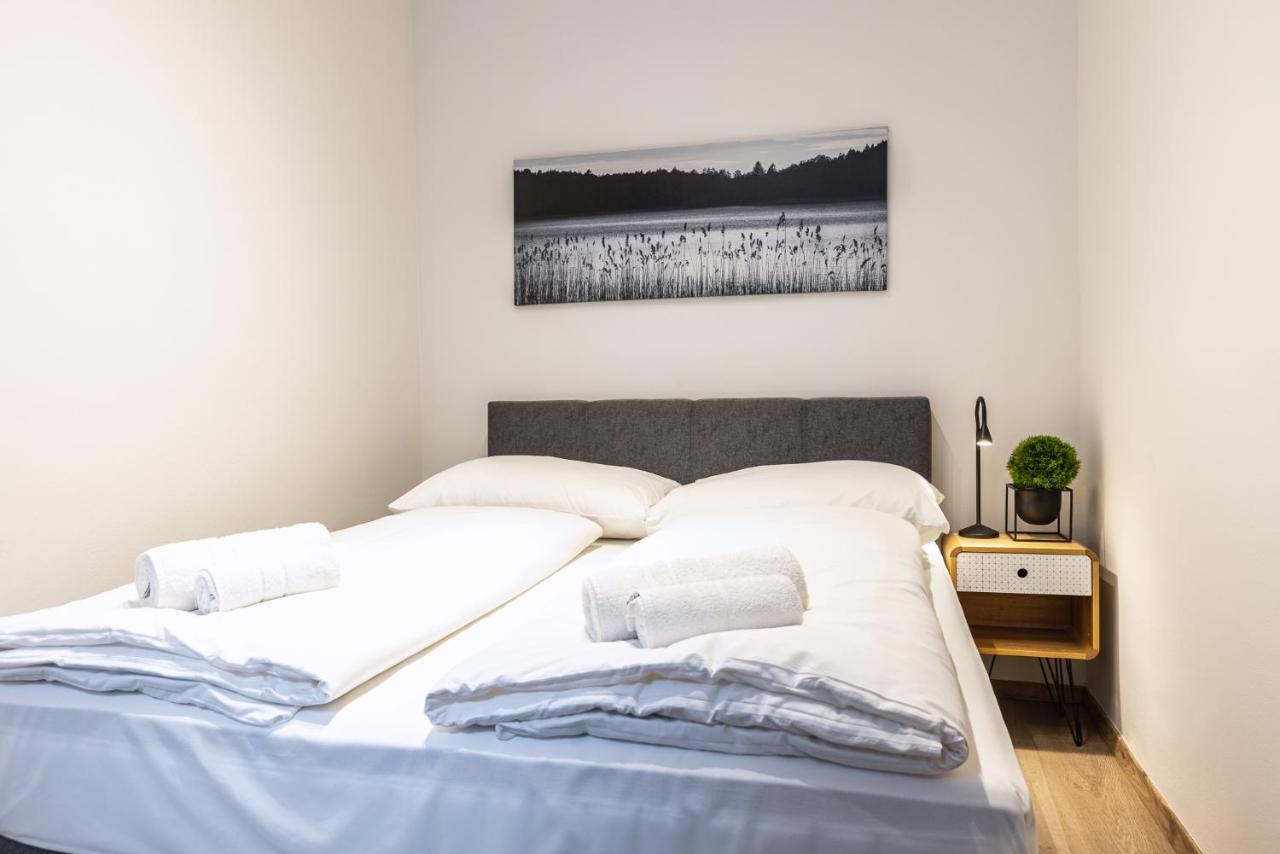Modern And Lovely Apartment Next To Subway Station Wina Bagian luar foto