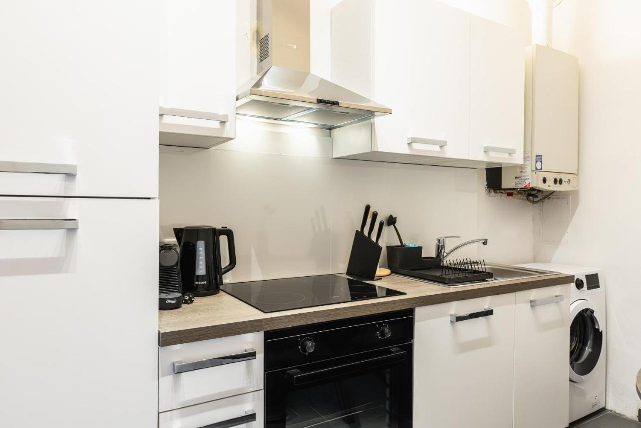 Modern And Lovely Apartment Next To Subway Station Wina Bagian luar foto